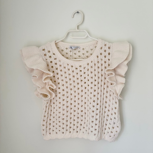 Zara Cream Ruffle Knit Top - Picture 4 of 6